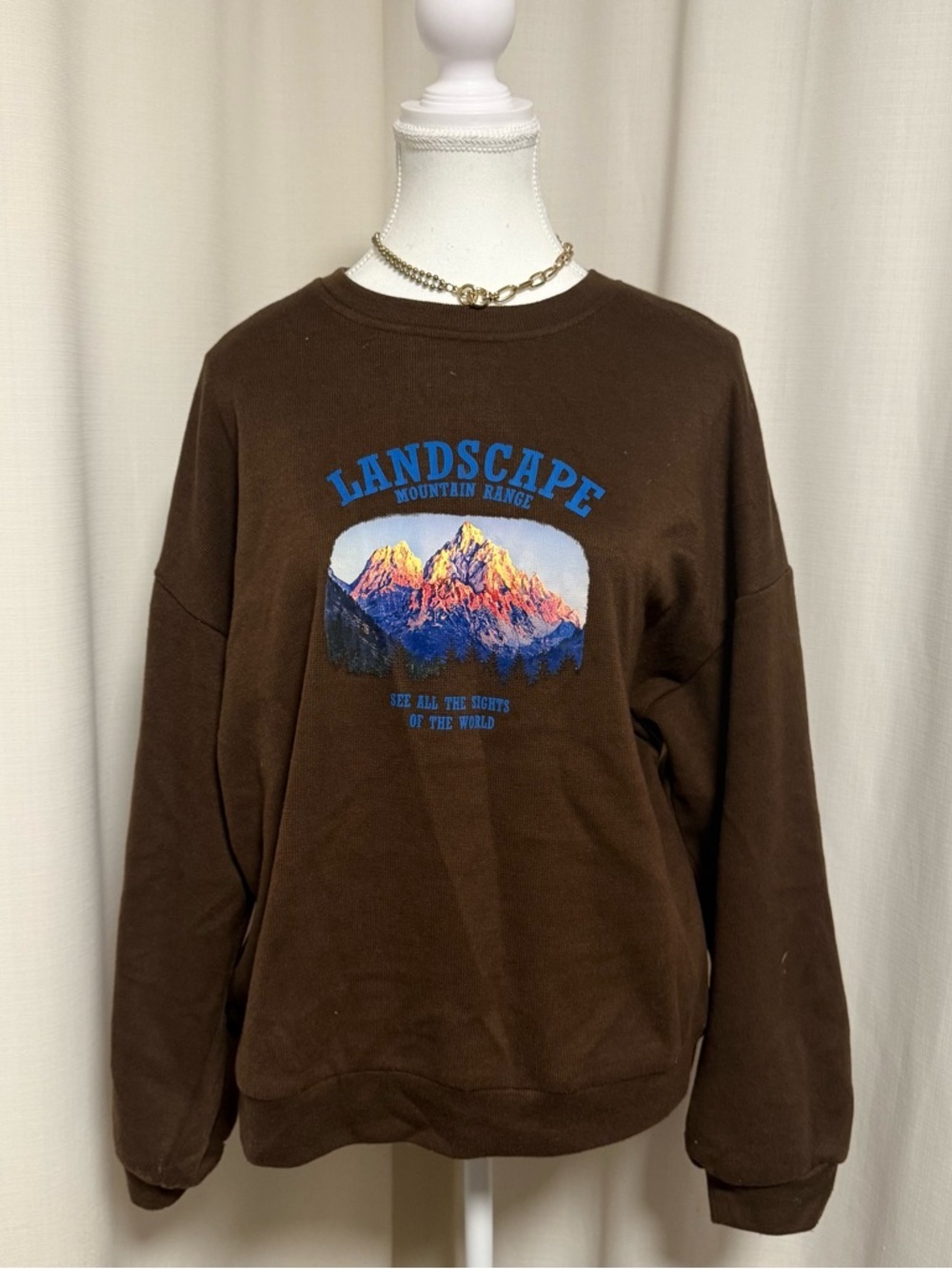 Vintage Brown 'Landscape Mountain Range' Graphic Sweatshirt